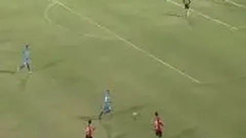 塞内加尔球员科莫迪奥转战科莫，兰斯门将迪乌夫加盟，转会费双双突破百万欧元大关。