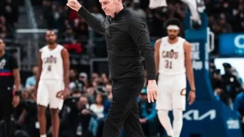 前曼城球星巴顿因家庭暴力被判刑12周，英国媒体曝光